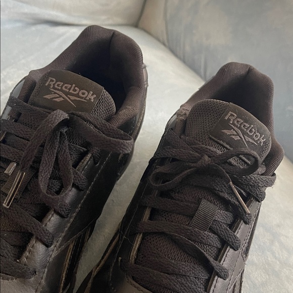 Reebok Classic Black Athletic Shoes - Picture 9 of 11